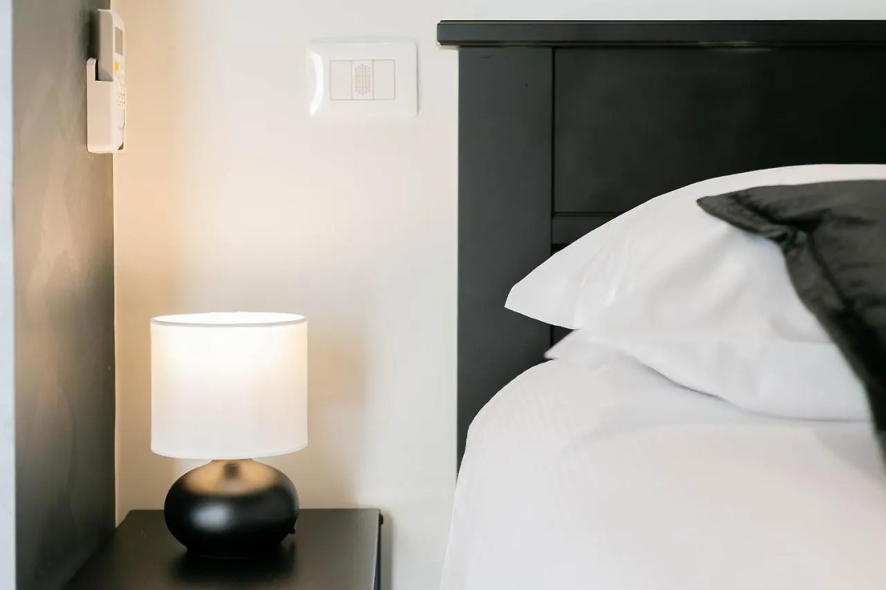La Dimora Di Rebecca - Puglia Apartments Bari 0*,  Italy