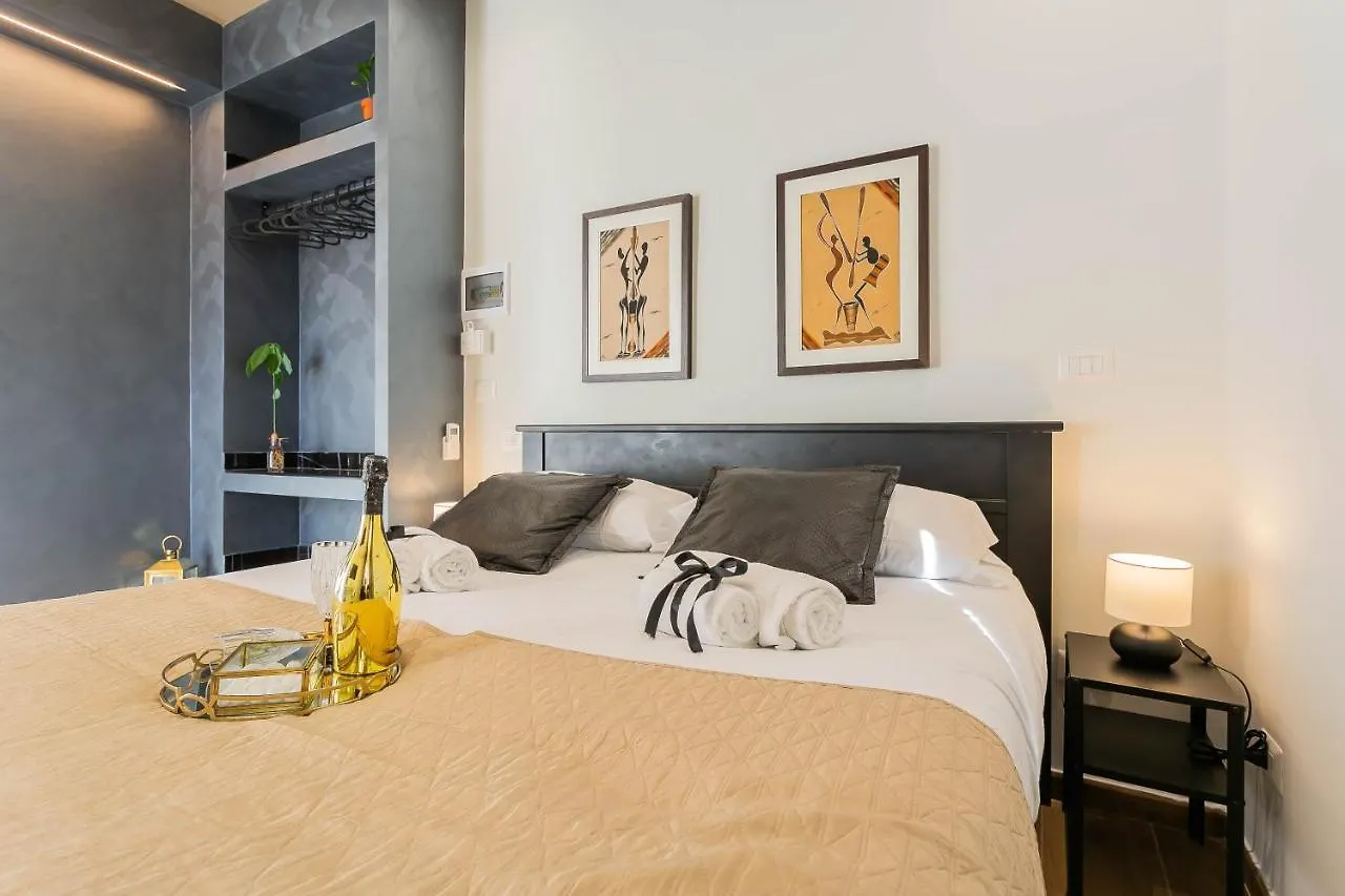 La Dimora Di Rebecca - Puglia Apartments Bari 0*,