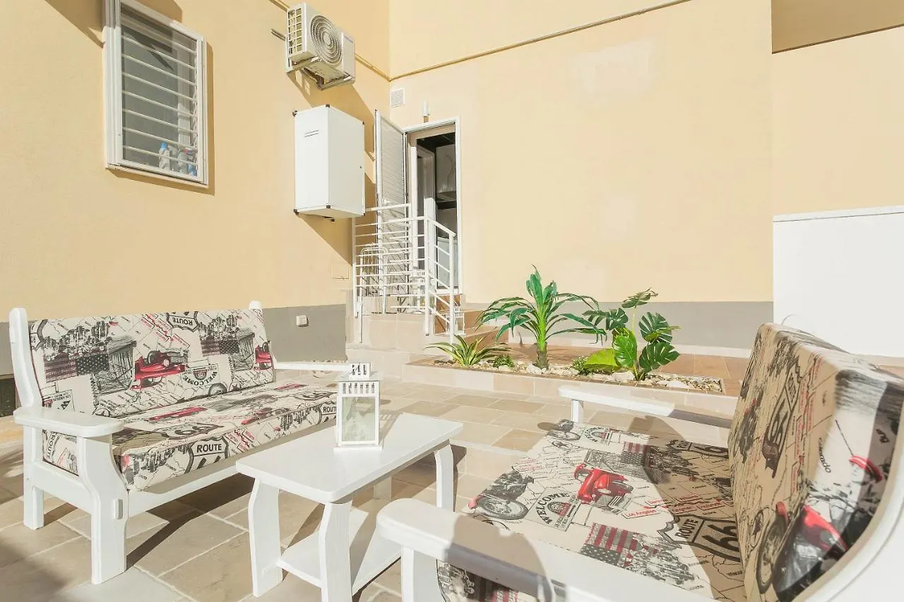 Holiday home La Dimora Di Rebecca - Puglia Apartments Bari Italy